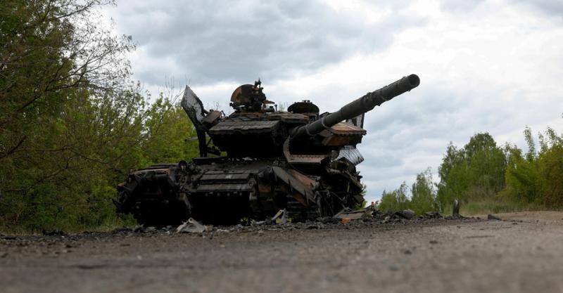 У районі Часового Яру ворог здійснює до 20 атак на позиції Збройних Сил України щодня, повідомляє Калашніков.