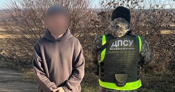 В Закарпатті чоловік, що ухиляється від служби, заблукав неподалік кордону з Румунією та був змушений викликати рятувальників.